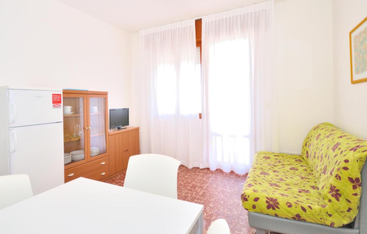 Condominio Malta Bibione Buitenkant foto
