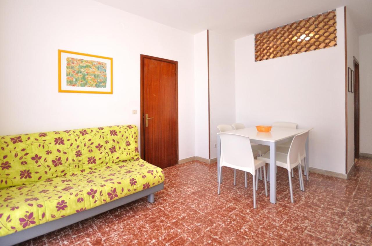 Condominio Malta Bibione Buitenkant foto